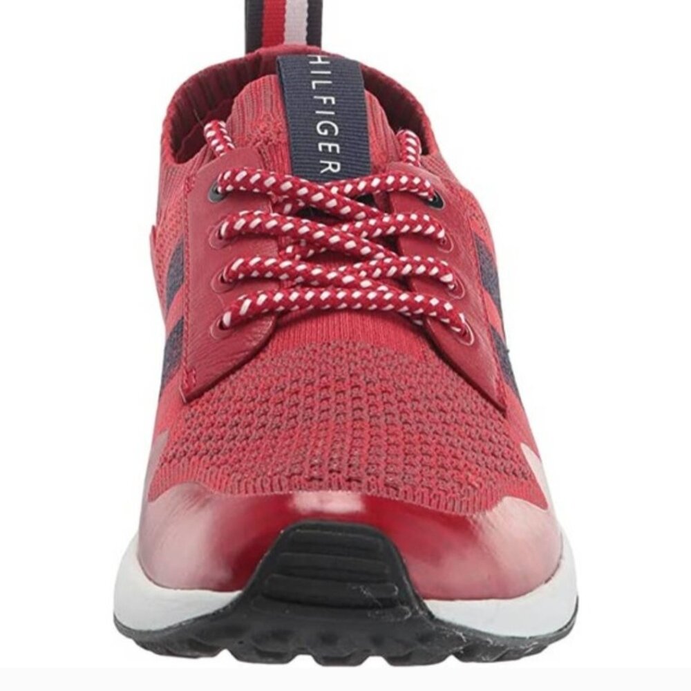 Tommy hilfiger Tommy Hilfiger Men's Lew Sneaker 11 M  Dark Red